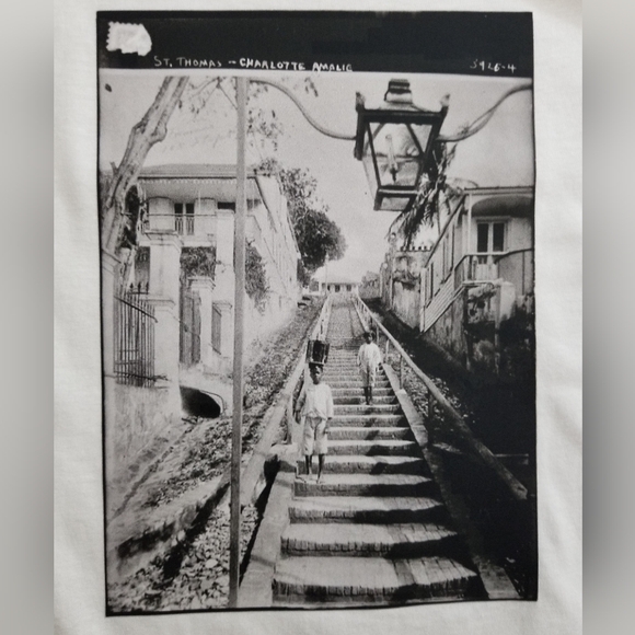 🆕 "99 STEPS in St. Thomas USVI" Custom Tee - Picture 3 of 7